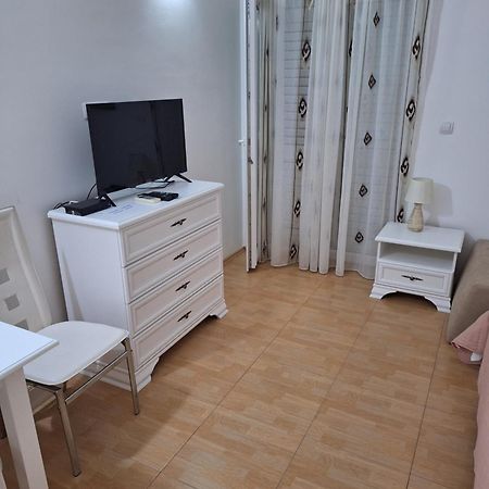 Apartmani P&M ティヴァト エクステリア 写真