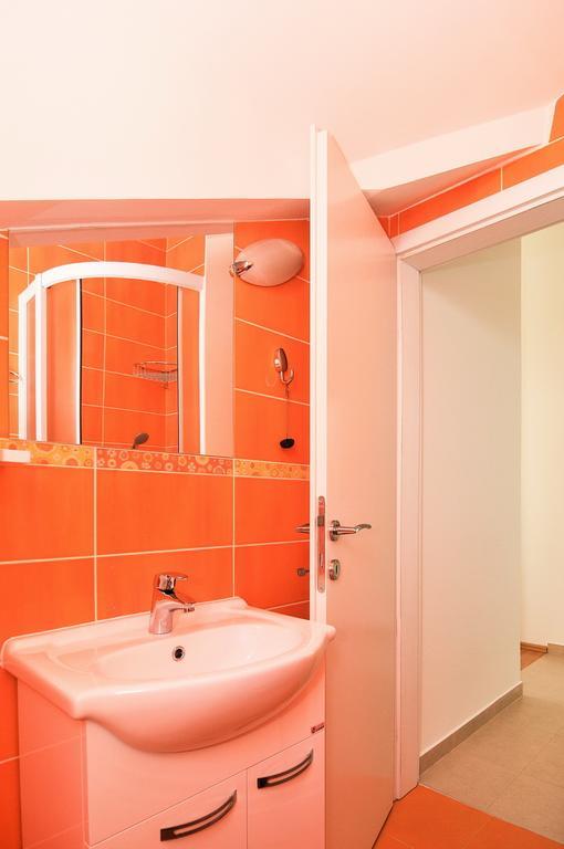 Apartmani P&M ティヴァト エクステリア 写真